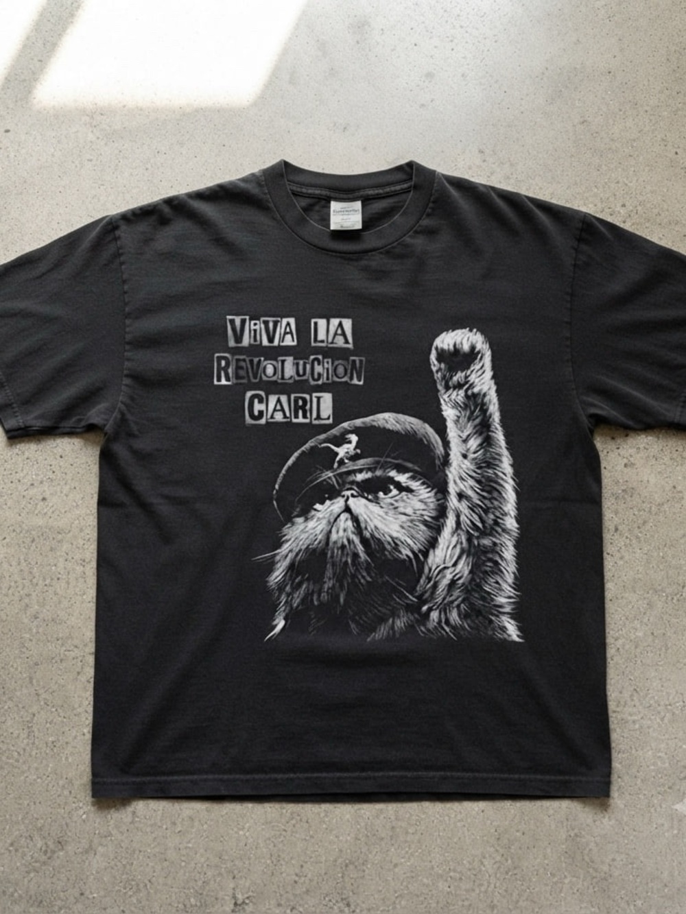 Gildan Black 'Viva La Revolucion Carl' Cat Graphic T-Shirt